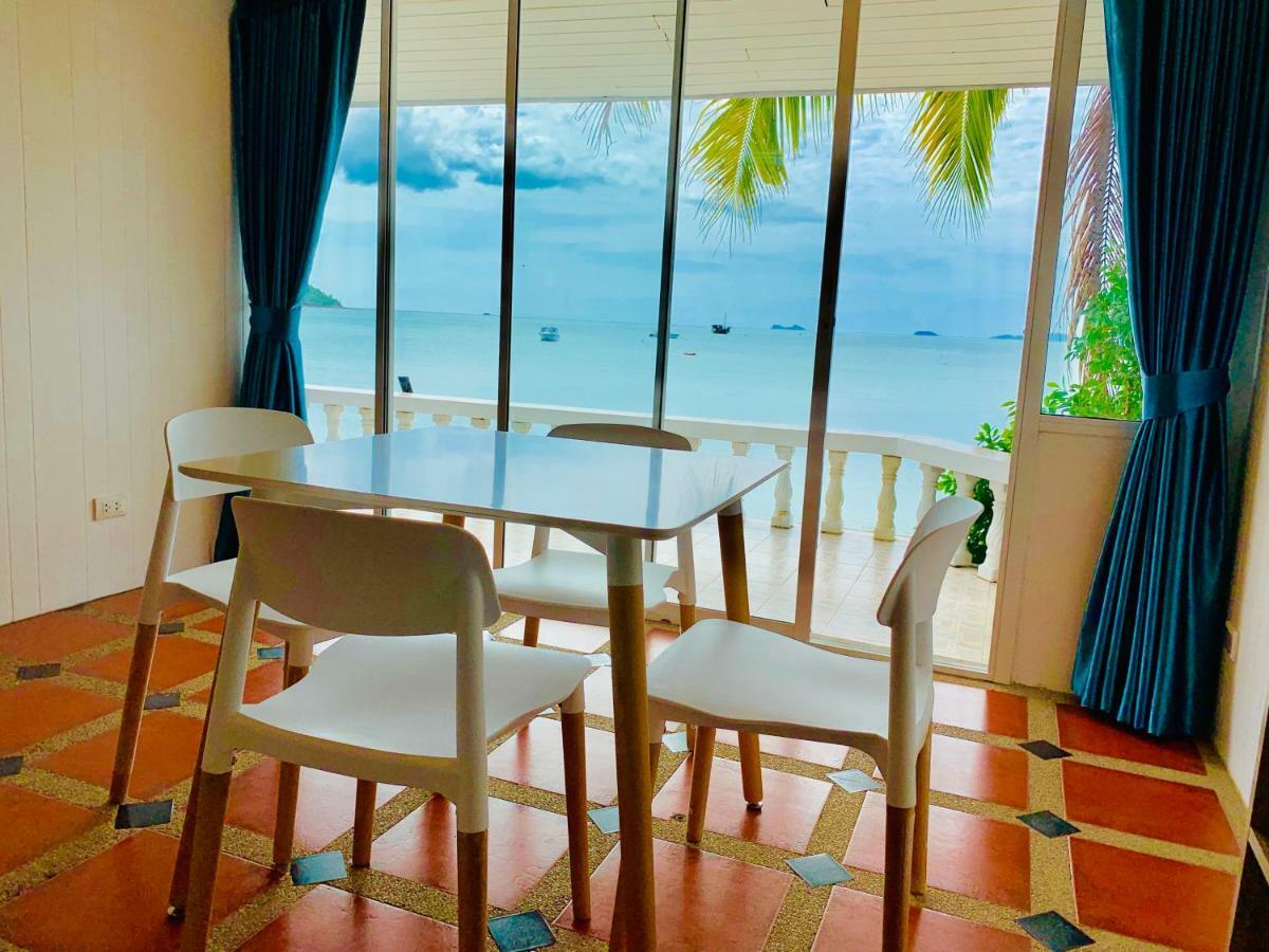 Bangrak Pier Samui Resort Praia de Bang Rak Exterior foto